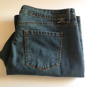 Source of Wisdom Jeans Torrid 20 bootcut